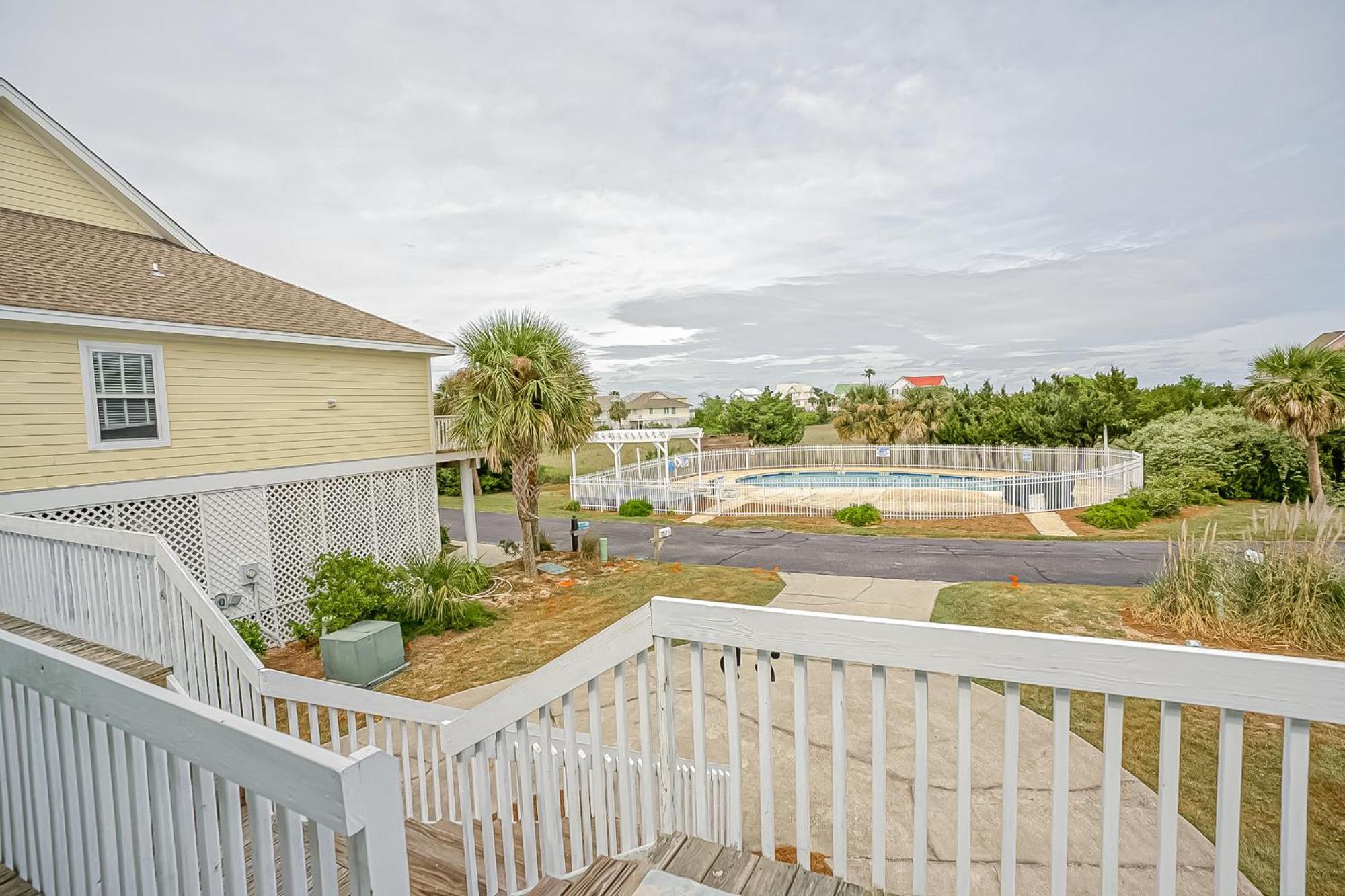 Four-Bedroom House With Great View! Pool Across The Street! Hunting Island Pass! Harbor Island Экстерьер фото